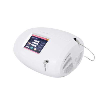 เครื่องเลเซอร์ไดโอดเลเซอร์กำจัดหลอดเลือดดำ 30W มัลติฟังก์ชั่