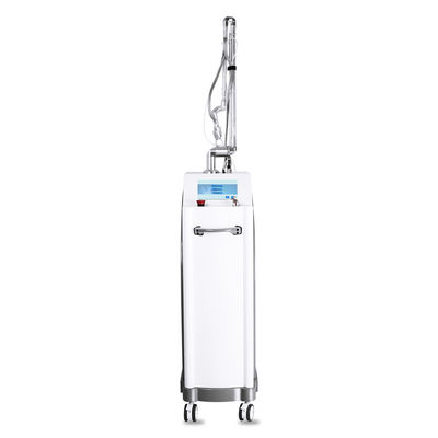 แนวตั้ง 75000W / Cm2 RF CO2 เครื่องกำจัดริ้วรอยสำหรับใบหน้า