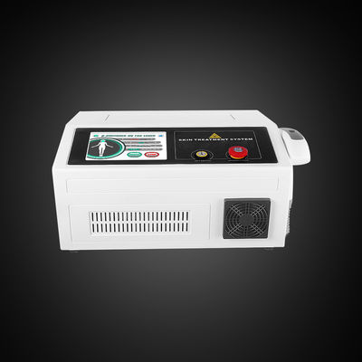 532 1064nm การกำจัดรอยสัก Q Switched ND Yag Laser Machine