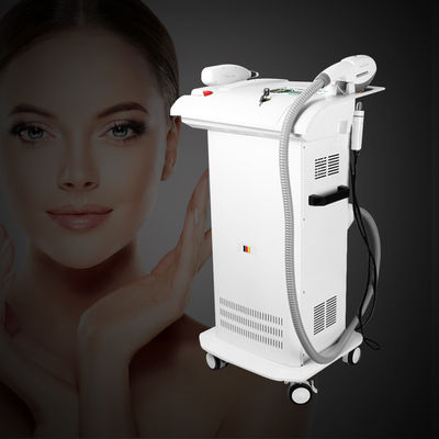 เครื่องทําความงามแบบพัฒนาหลายประการสําหรับการกําจัดผม IPL YAG Laser RF การกําจัดรอยเกิด